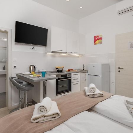 Lux Apartments 里耶卡 外观 照片