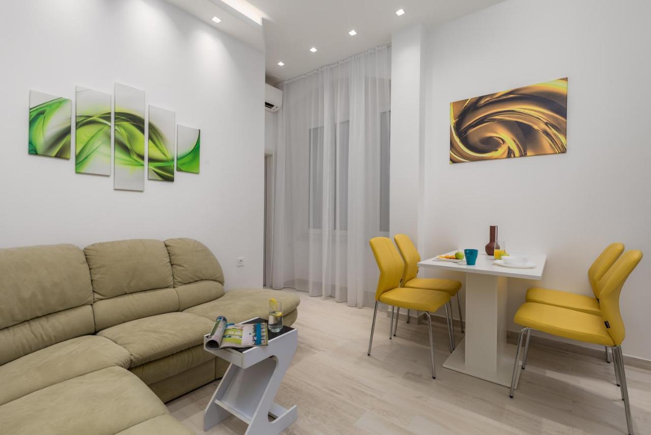 Lux Apartments 里耶卡 外观 照片