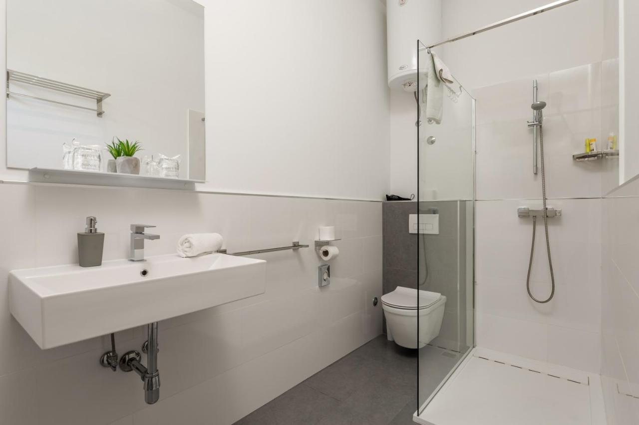 Lux Apartments 里耶卡 外观 照片