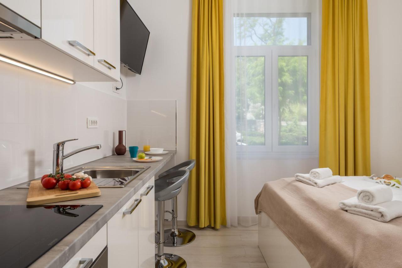 Lux Apartments 里耶卡 外观 照片